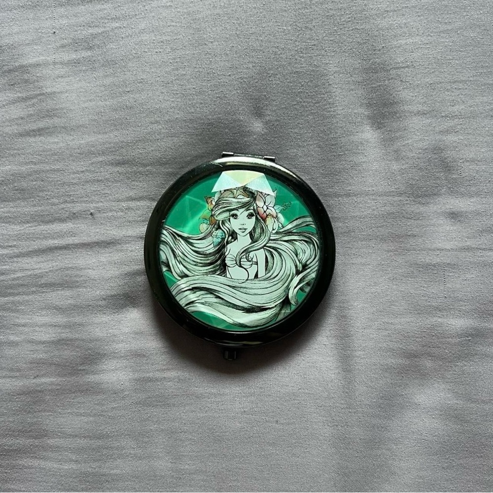 ‘The Little Mermaid’ Ariel Compact Mirror by Disney & Hot Topic